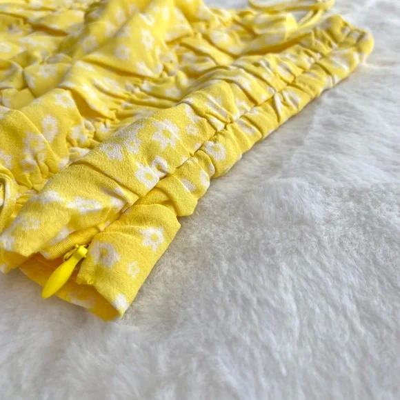 NWT Red Dress Boutique Yellow Floral Print Two Piece Set in Size Small - Picture 8 of 16